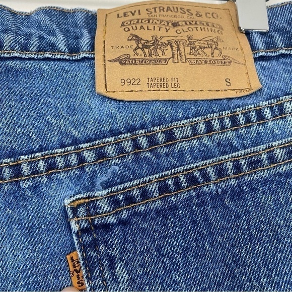VINTAGE 90s LEVI’S 9922 Orange Tab Tapered Fit Tapered Leg Mom Jeans 22 Short - Picture 3 of 9